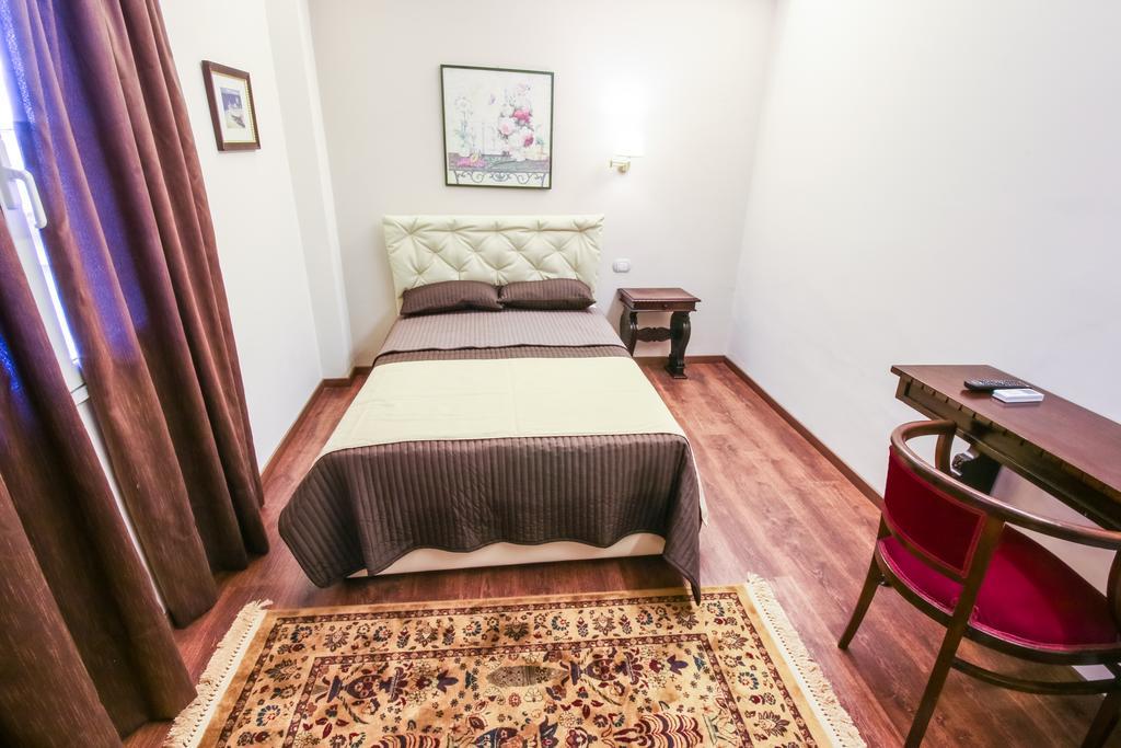 96 Guest House 레조디칼라브리아 객실 사진